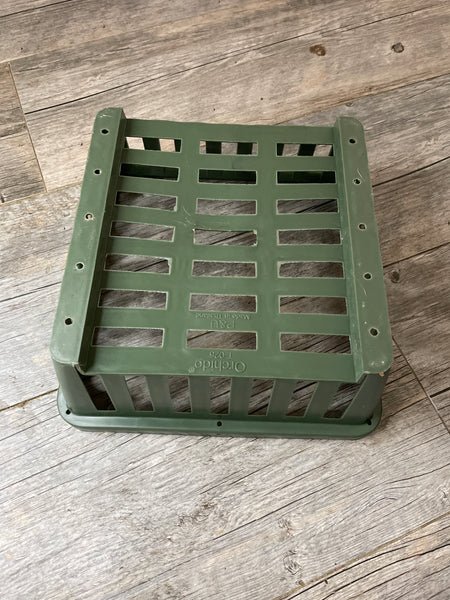 10” square green plastic vanda basket