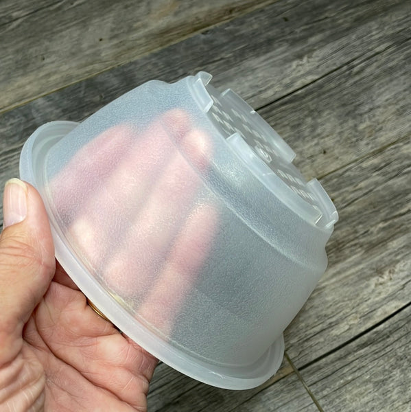 5.5" clear textured shallow bulb pan