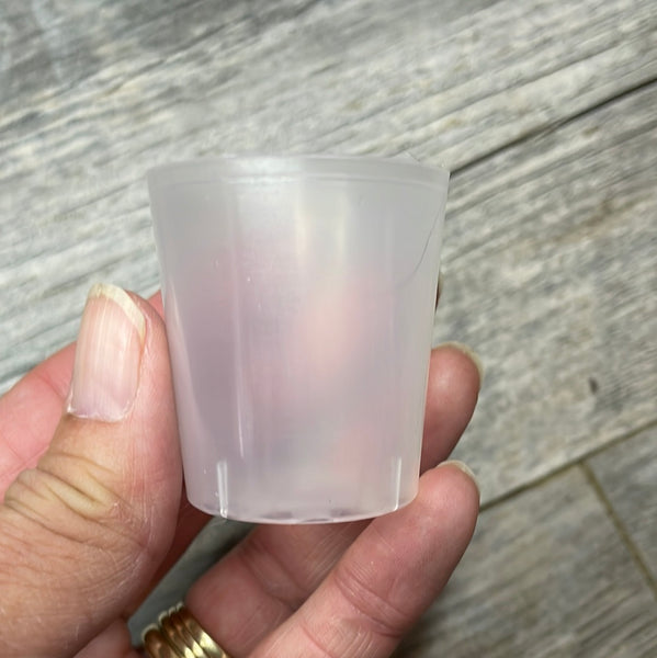 1.5” round clear seedling pot