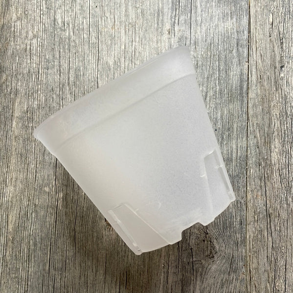 4" round cornered clear square pot