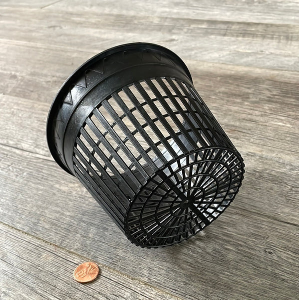 5" round black net cup