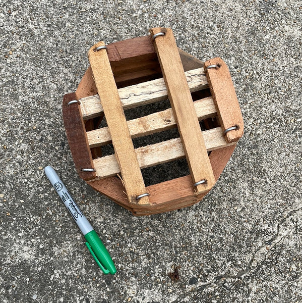 6" octagonal wooden vanda basket