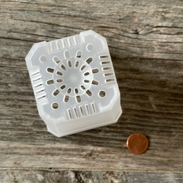 2.75" square clear seedling pot