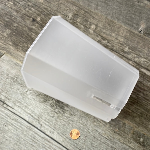 4.75" bevel sided tall square clear pot