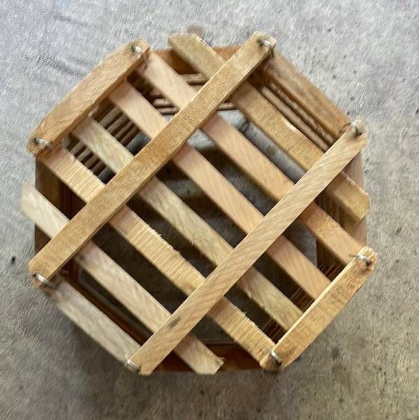 10" octagonal wooden vanda basket