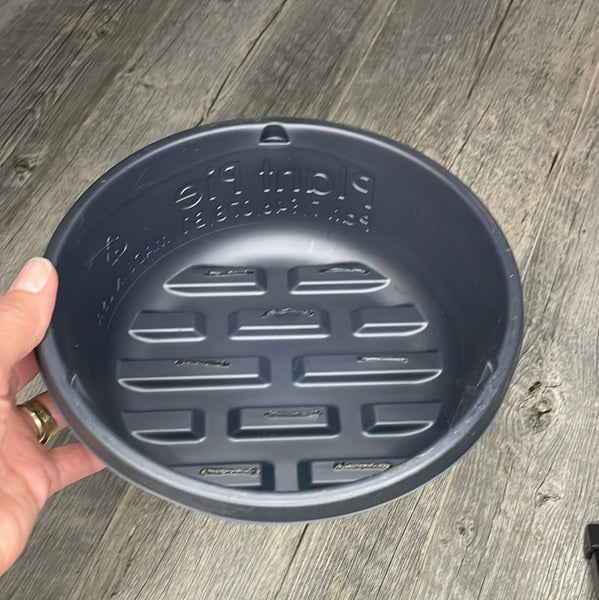 Plant Pie round black plastic orchid pot - two sizes!