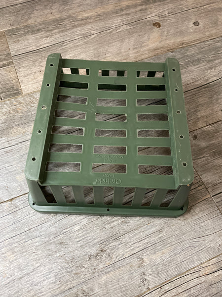 10” square green plastic vanda basket