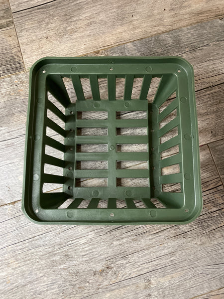 8” square green plastic vanda basket