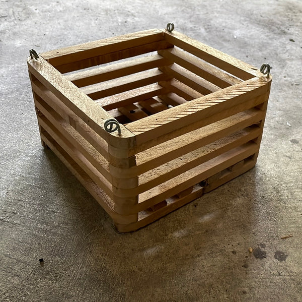 8" square wooden vanda basket