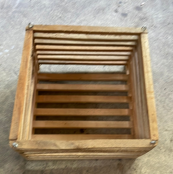 12" square wooden vanda basket