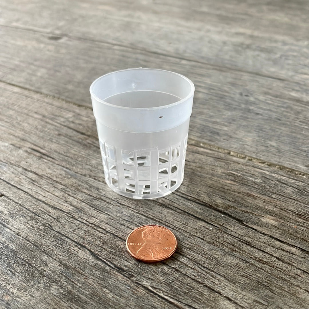 1.5" round clear net cup