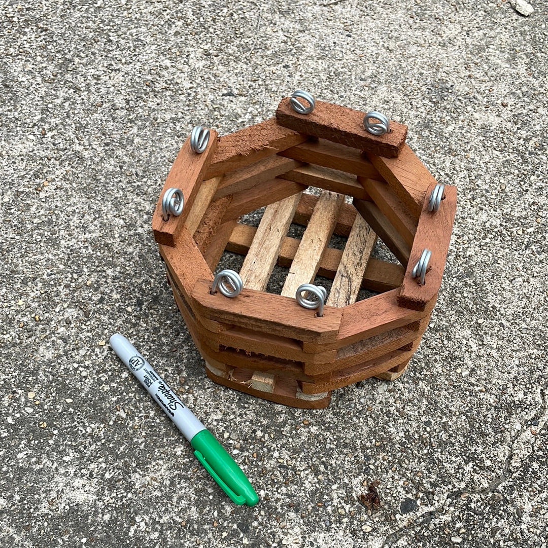 6" octagonal wooden vanda basket