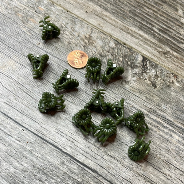 Green Daisy plant clips - small - 12 pack